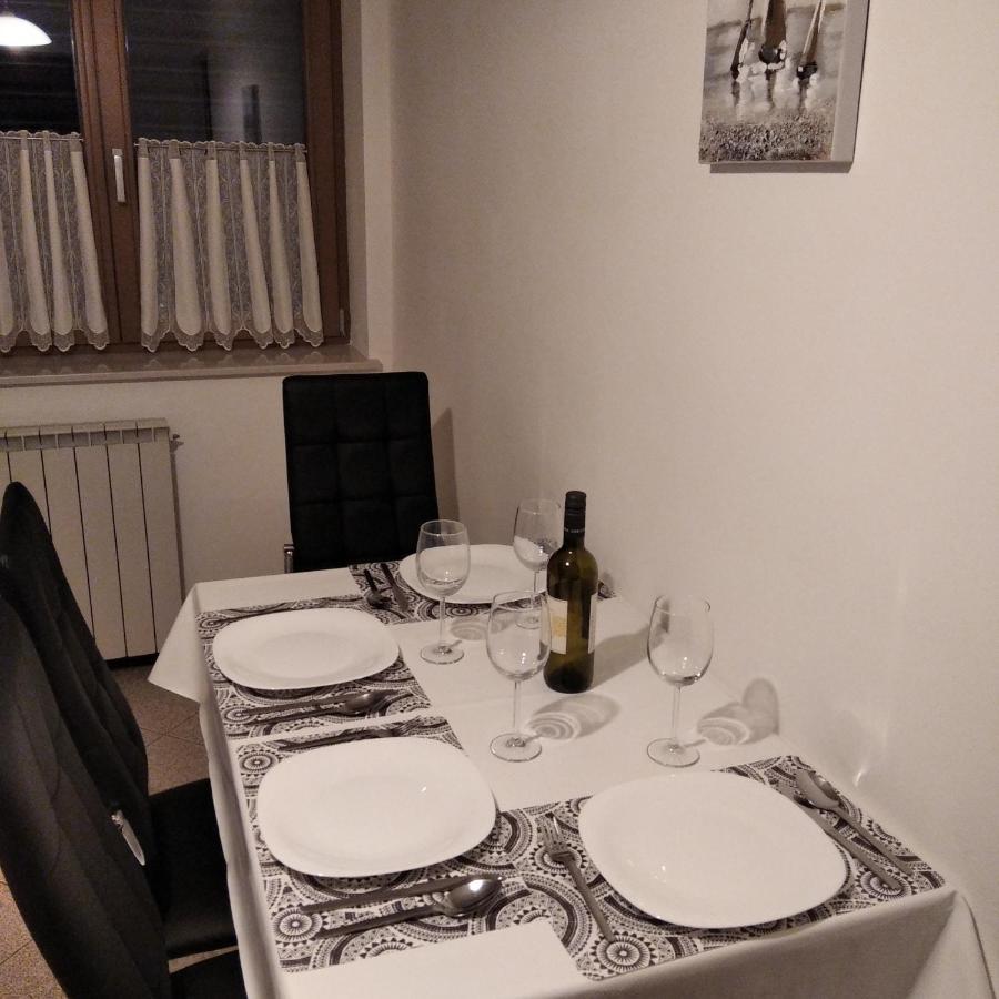 Apartma Nona Roza Згорнье-Шкофье Экстерьер фото